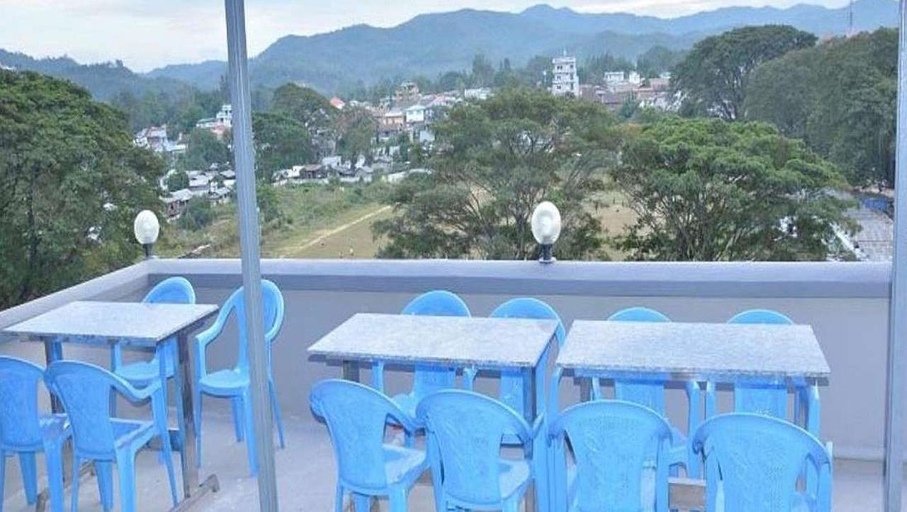 Red Dragon Hotel Hsipaw Buitenkant foto