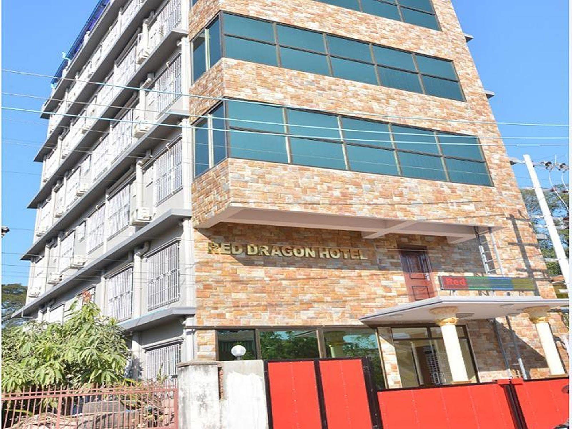 Red Dragon Hotel Hsipaw Buitenkant foto